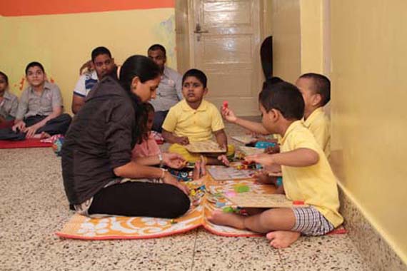 Lorem ipsum dolor sit amet, consectetur adipiscing elit. Phasellus quis elementum odio. Curabitur pellentesque, dolor vel pharetra mollis.